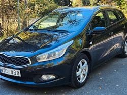 Svart Begagnad 2013 Kia Ceed Sportswagon 3 Kombi | 39 900 kr