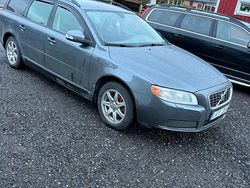 Begagnad 2008 Volvo V70 Kombi | 40 000 kr (Marknadspris)