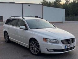 Vit Begagnad 2014 Volvo V70 Momentum Kombi | 83 000 kr (Superpris)