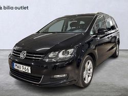 Svart Begagnad 2015 VW Sharan Minibuss | 190 000 kr (Marknadspris)