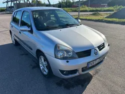 Grå Begagnad 2007 Renault Clio R.S. Halvkombi | 16 000 kr (Bra pris)