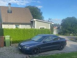 Begagnad 2001 Volvo S60 Sedan | 28 000 kr (Marknadspris)