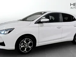 Vit (white) Ny 2024 MG MG3 Luxury Halvkombi | 269 990 kr (Marknadspris)
