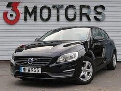 Svart Begagnad 2015 Volvo S60 Sedan | 179 900 kr (Marknadspris)