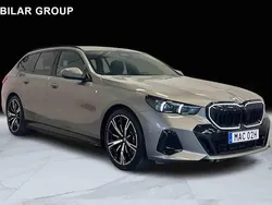 Grå Begagnad 2025 BMW 530e Kombi | 699 000 kr