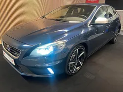 Blå Begagnad 2015 Volvo V40 R-Design Kombi | 99 900 kr (Bra pris)