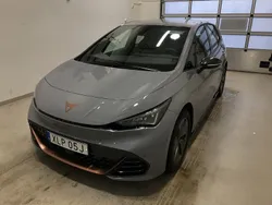 Ljusgrå (grå) Begagnad 2023 Cupra Born Halvkombi | 314 900 kr (Marknadspris)
