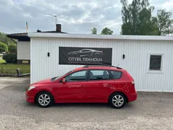 Röd Begagnad 2010 Hyundai i30 Kombi | 49 900 kr (Bra pris)