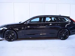 Svart Begagnad 2019 Volvo V90 Momentum Kombi | 189 900 kr (Marknadspris)