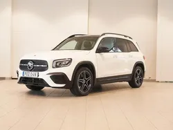 Vit Begagnad 2019 Mercedes GLB250 AMG SUV | 385 800 kr