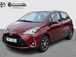 Röd Begagnad 2018 Toyota Yaris Hybrid Edition Halvkombi | 169 000 kr (Bra pris)