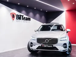 Silver Begagnad 2023 Volvo XC60 Plus SUV | 649 900 kr