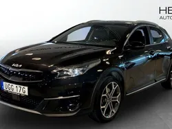 Svart (black) Begagnad 2022 Kia XCeed Advance SUV | 239 900 kr (Marknadspris)