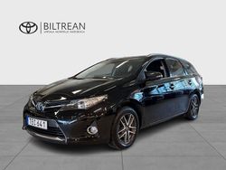 Svart Begagnad 2015 Toyota Auris Hybrid Edition Kombi | 135 000 kr (Marknadspris)