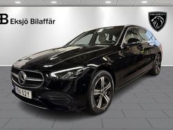 Svart Begagnad 2023 Mercedes C300 Avantgarde Kombi | 387 500 kr