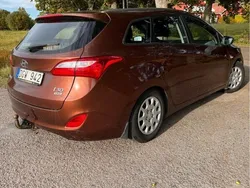 Brun Begagnad 2013 Hyundai i30 Select Kombi | 59 000 kr (Marknadspris)