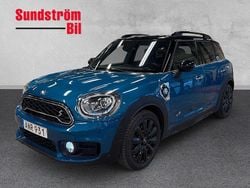 Blå Begagnad 2018 Mini Cooper Countryman SUV | 219 900 kr (Marknadspris)
