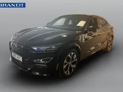 Svart Begagnad 2021 Ford Mustang Mach-E SUV | 379 900 kr (Marknadspris)
