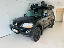 Svart Begagnad 2006 Mitsubishi Pajero SUV | 154 900 kr