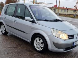 Grå Begagnad 2006 Renault Scénic II Minibuss | 21 500 kr (Marknadspris)