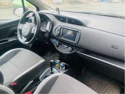 Röd Begagnad 2019 Toyota Yaris Hybrid Halvkombi | 145 000 kr