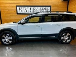 Vit Begagnad 2015 Volvo XC70 Momentum SUV | 144 900 kr (Lite dyr)