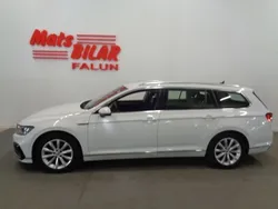 Vit Begagnad 2019 VW Passat Executive Kombi | 259 900 kr