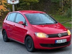 Röd Begagnad 2012 VW Golf VII Halvkombi | 59 900 kr (Superpris)