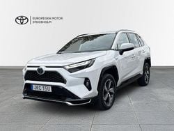 Vit Begagnad 2023 Toyota RAV4 Hybrid Edition SUV | 434 900 kr (Marknadspris)