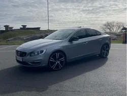 Silver Begagnad 2016 Volvo S60 Summum Sedan | 229 000 kr (Dyr)