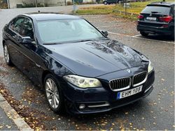 Blå Begagnad 2014 BMW 520 Sport Line Sedan | 129 000 kr (Marknadspris)