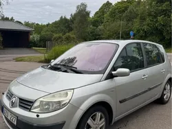 Grå Begagnad 2006 Renault Scénic II Minibuss | 26 000 kr (Marknadspris)