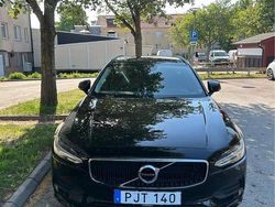 Svart Begagnad 2018 Volvo V90 Kinetic Kombi | 168 500 kr (Marknadspris)
