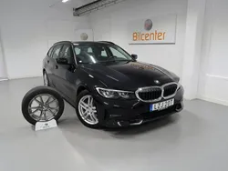 Svart Begagnad 2019 BMW 320 Sport Line Kombi | 269 900 kr (Marknadspris)