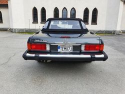 Begagnad 1985 Mercedes SL380 Cab | 250 000 kr