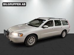 Ljusgrå (grå) Begagnad 2007 Volvo V70 Kinetic Kombi | 99 900 kr