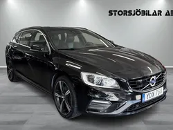 Svart Begagnad 2016 Volvo V60 R-Design Kombi | 159 000 kr (Lite dyr)