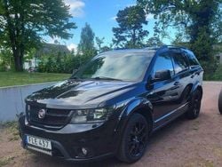 Svart Begagnad 2014 Fiat Freemont Black Code SUV | 100 000 kr (Marknadspris)