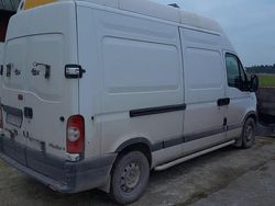 Begagnad 2004 Renault Master Minibuss | 60 000 kr
