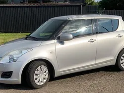 Grå Begagnad 2010 Suzuki Swift Halvkombi | 34 000 kr (Marknadspris)