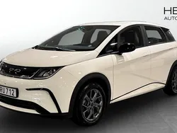 Gul (yellow) Begagnad 2023 BYD Dolphin Comfort Halvkombi | 319 900 kr (Superpris)