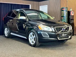 Svart Begagnad 2012 Volvo XC60 R-Design SUV | 149 900 kr (Marknadspris)