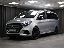 Silver Begagnad 2025 Mercedes V300 AMG Minibuss | 979 000 kr