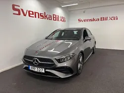 Mörkgrå Begagnad 2023 Mercedes A220 AMG Halvkombi | 399 000 kr