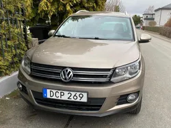 Brun Begagnad 2015 VW Tiguan Sportline SUV | 130 000 kr (Marknadspris)