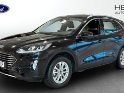Svart (black) Begagnad 2023 Ford Kuga Titanium SUV | 254 900 kr (Marknadspris)