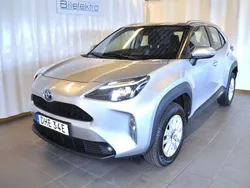 Silver Begagnad 2022 Toyota Yaris Cross Active SUV | 249 000 kr (Marknadspris)