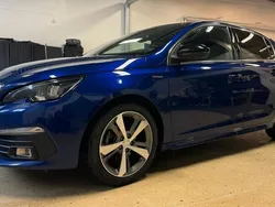 Blå Begagnad 2018 Peugeot 308 GT-line Halvkombi | 109 900 kr (Marknadspris)