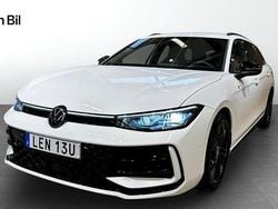 Pure white Begagnad 2025 VW Passat R-line Kombi | 459 900 kr