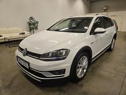 Vit (vit metallic) Begagnad 2015 VW Golf Alltrack Kombi | 129 900 kr (Lite dyr)